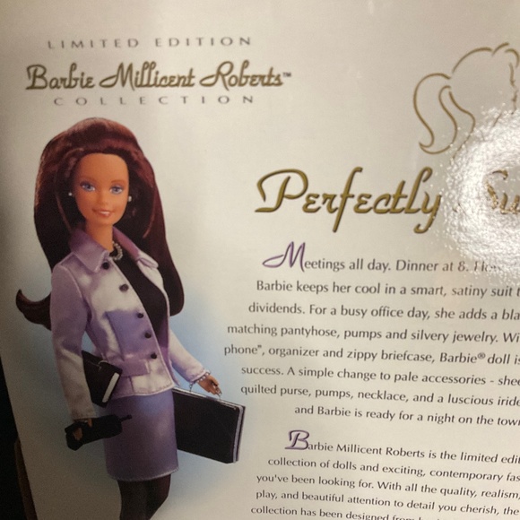 Barbie Perfectly Suited,Limited Edition of Millicent Robert’s Collection 1997 - Picture 4 of 10